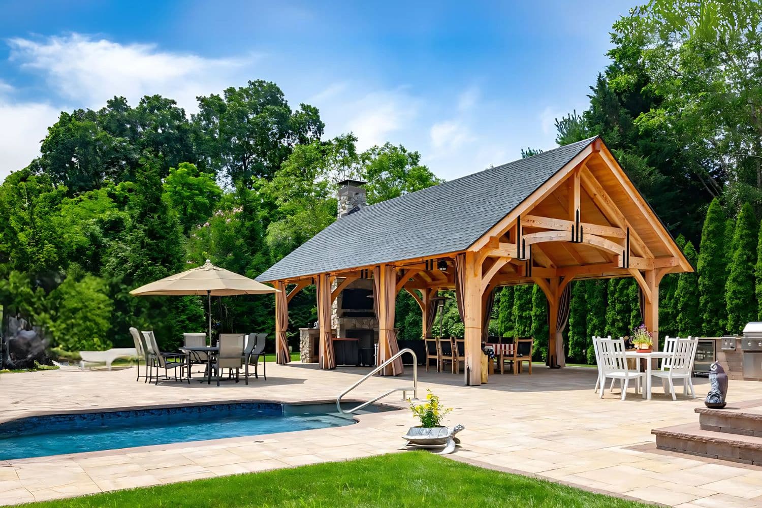 Grand Teton timber frame pavilion with lowered chord roof by Waterloo Structure serving Delaware and Maryland