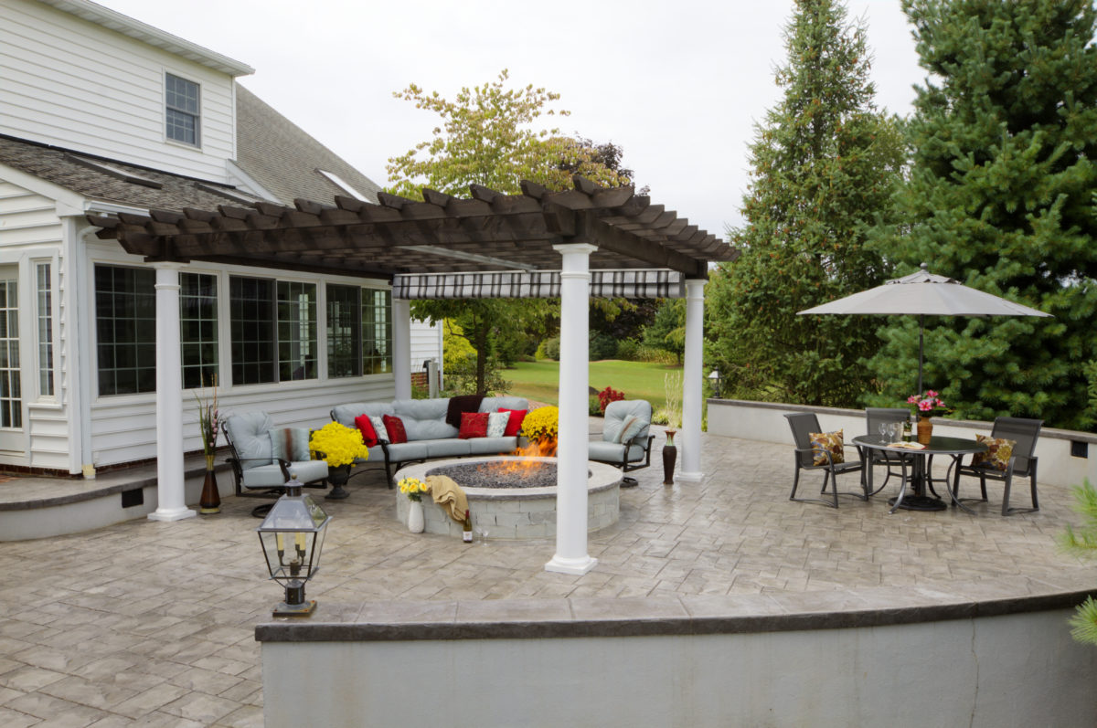 Cedar Shade Canopy Pergola Cedar shade canopy pergola built by Waterloo Structure in Parkesburg PA